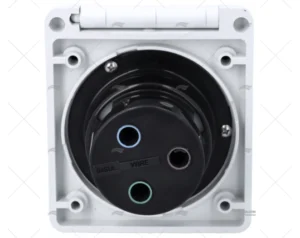 base-elec-popa-marinco-16a-pvc-2p-int-marinco-conectores-electricos-imnasa-ref-90830101-1.webp